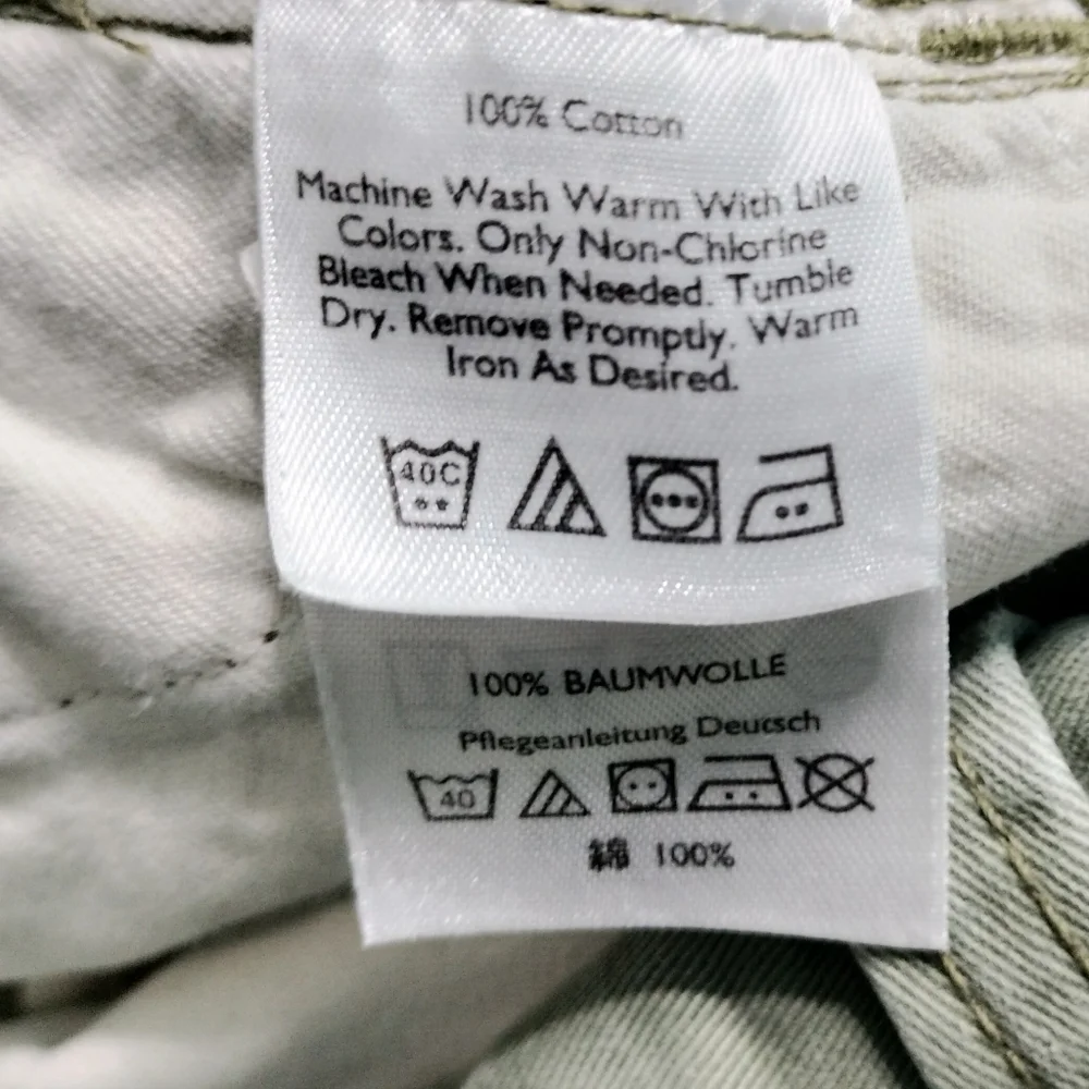 Eddie Bauer stylish cargo